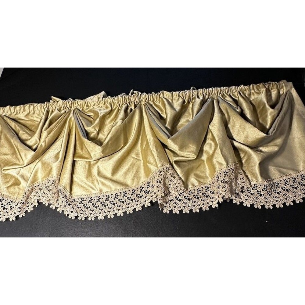 VINTAGE CROSCILL GOLD LACE WATERFALL SWAG VALANCE PAIR